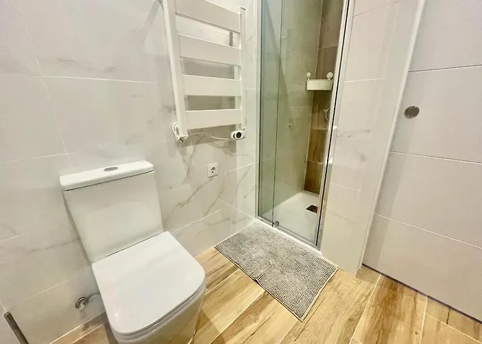 Con Bonitas Vistas Al Mar En La Playa Arenal *