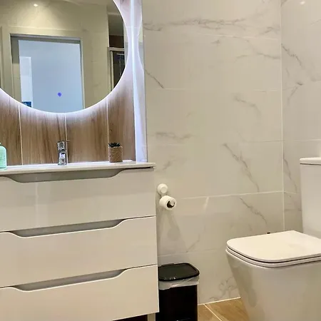 Apartman Con Bonitas Vistas Al Mar En La Playa Arenal